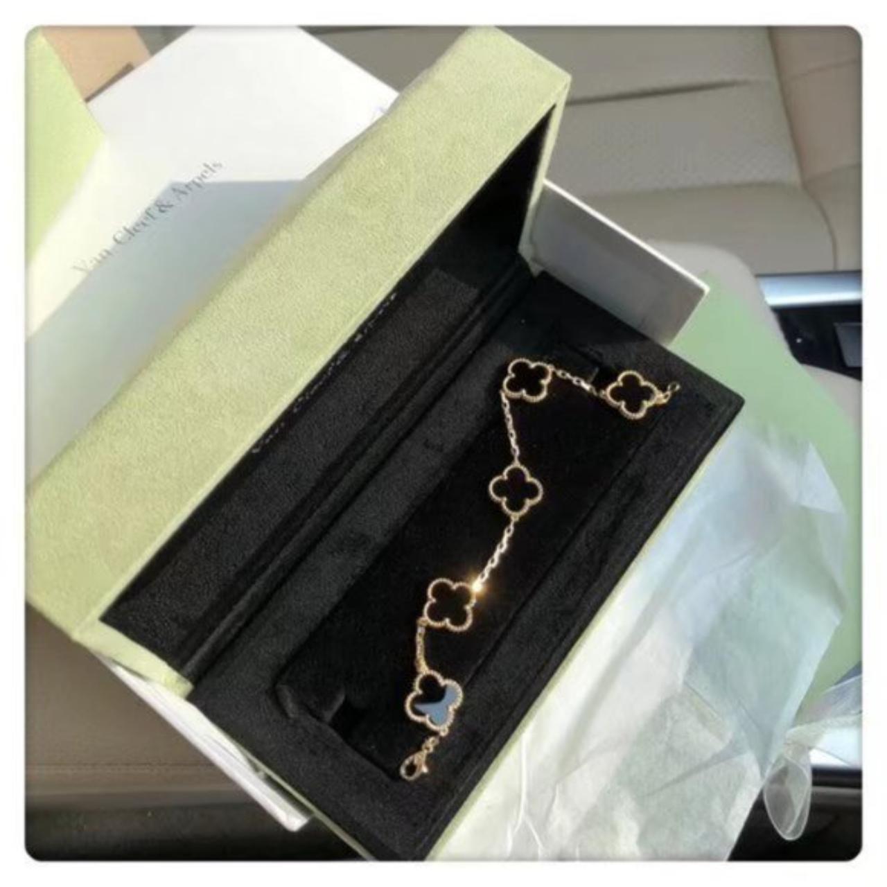 💎Brazalete San Clef💎